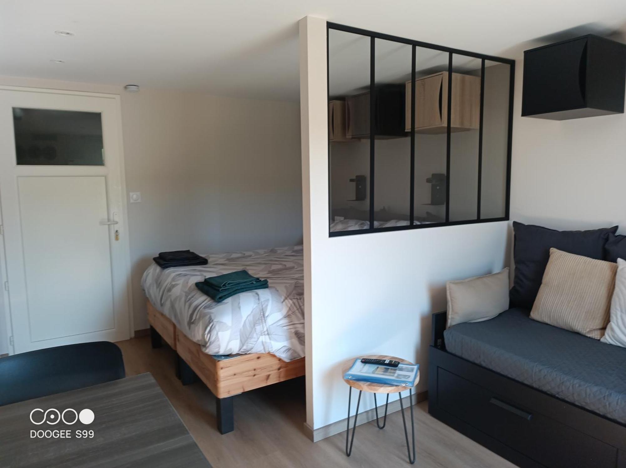Aux Pieds De La Colline De Mousson Apartment Pont-à-Mousson Екстериор снимка